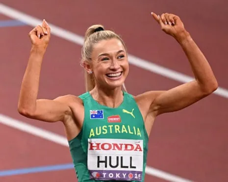 Aussie Hull Grasps Second Chance, Moves Forward to Global Competition Final