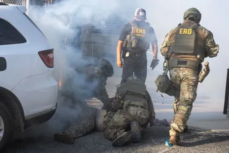 Federal Authorities Use Chemical Irritants and Projectiles to Disperse Illinois ICE Demonstration