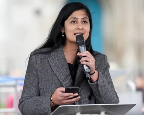 The Coventry South MP Consults Defamation Legal Experts Following Dispute With Jeremy Corbyn Regarding Party Funds